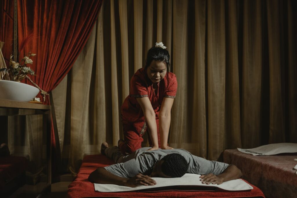traditional thai massage experience for travelers