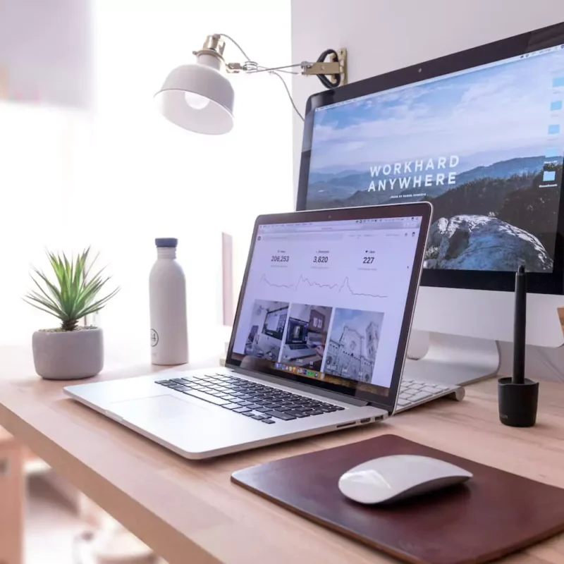 best wordpress themes for bloggers workspace setup