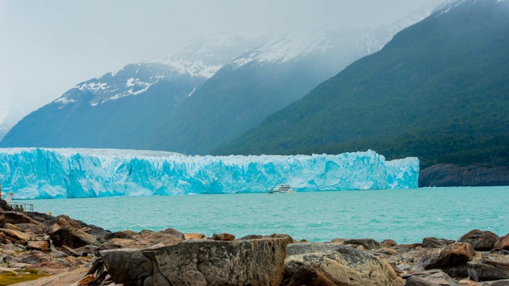 perito moreno glacier patagonia argentina ice wall